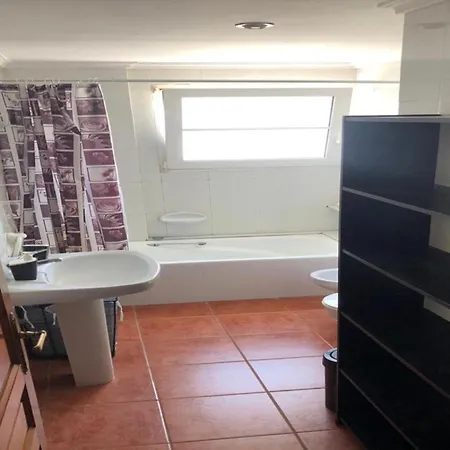 Penthouse Next To The Marina