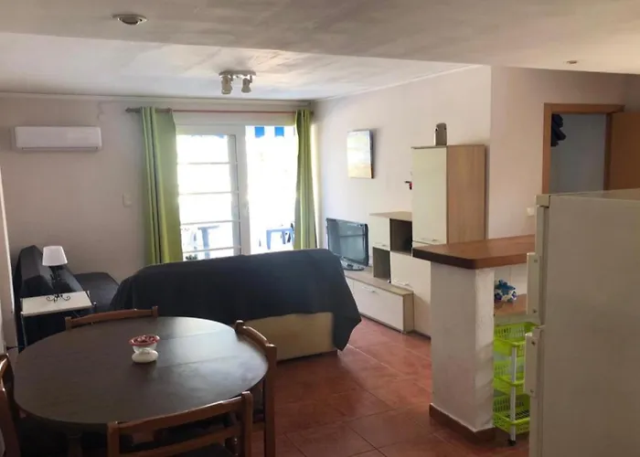 Apartment Penthouse Next To The Marina