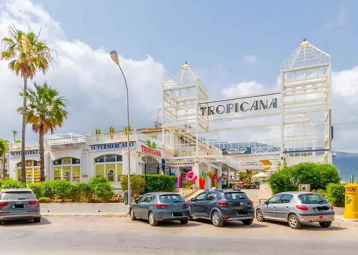 Penthouse Next To The Marina *