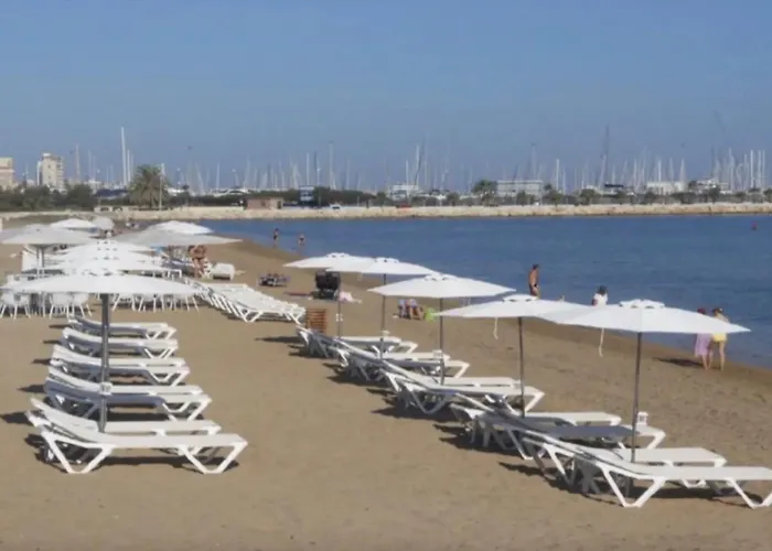 Penthouse Next To The Marina Appartamento